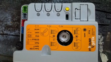 CENTRALINA MOTORE.jpg