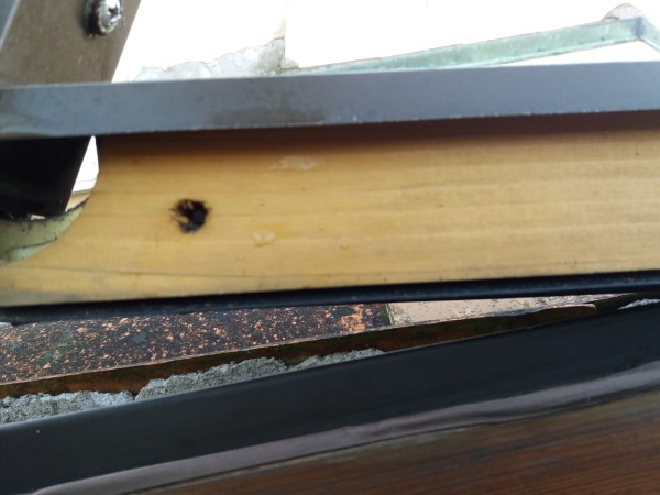 Foro per sgancio finestra.jpg