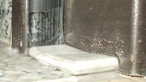 porta ingresso aperta stipite spessore DSCN3365_2.JPG