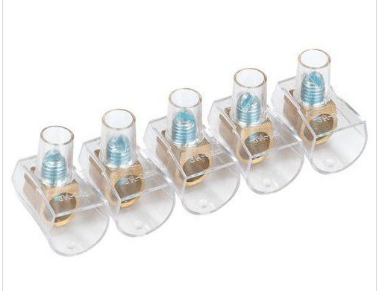 Morsetto a cappuccio trasperente.png