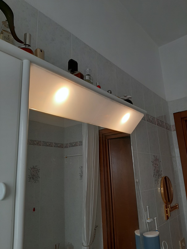 Specchio bagno1.jpg