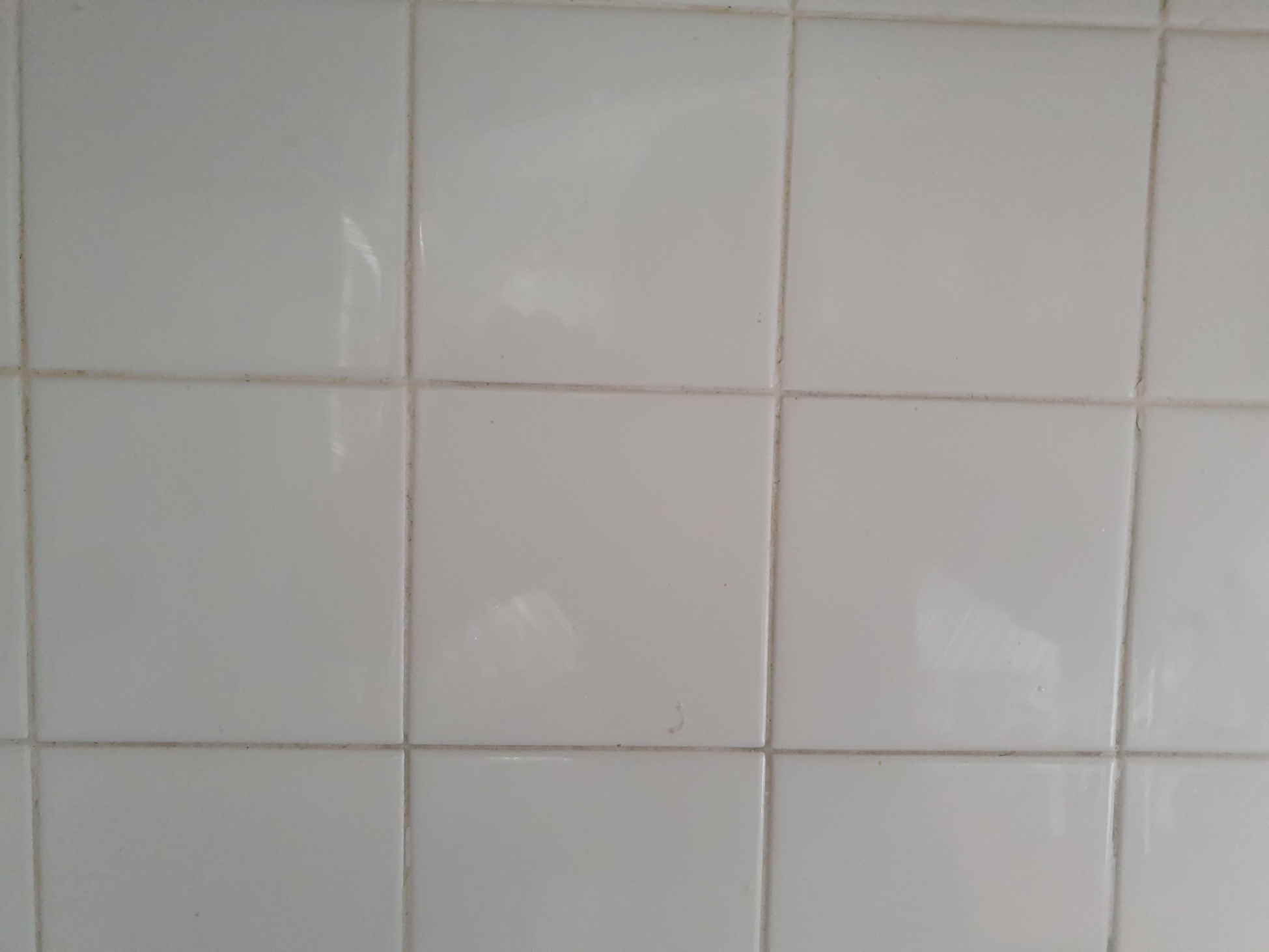 Piastrelle cucinaLlow.jpg