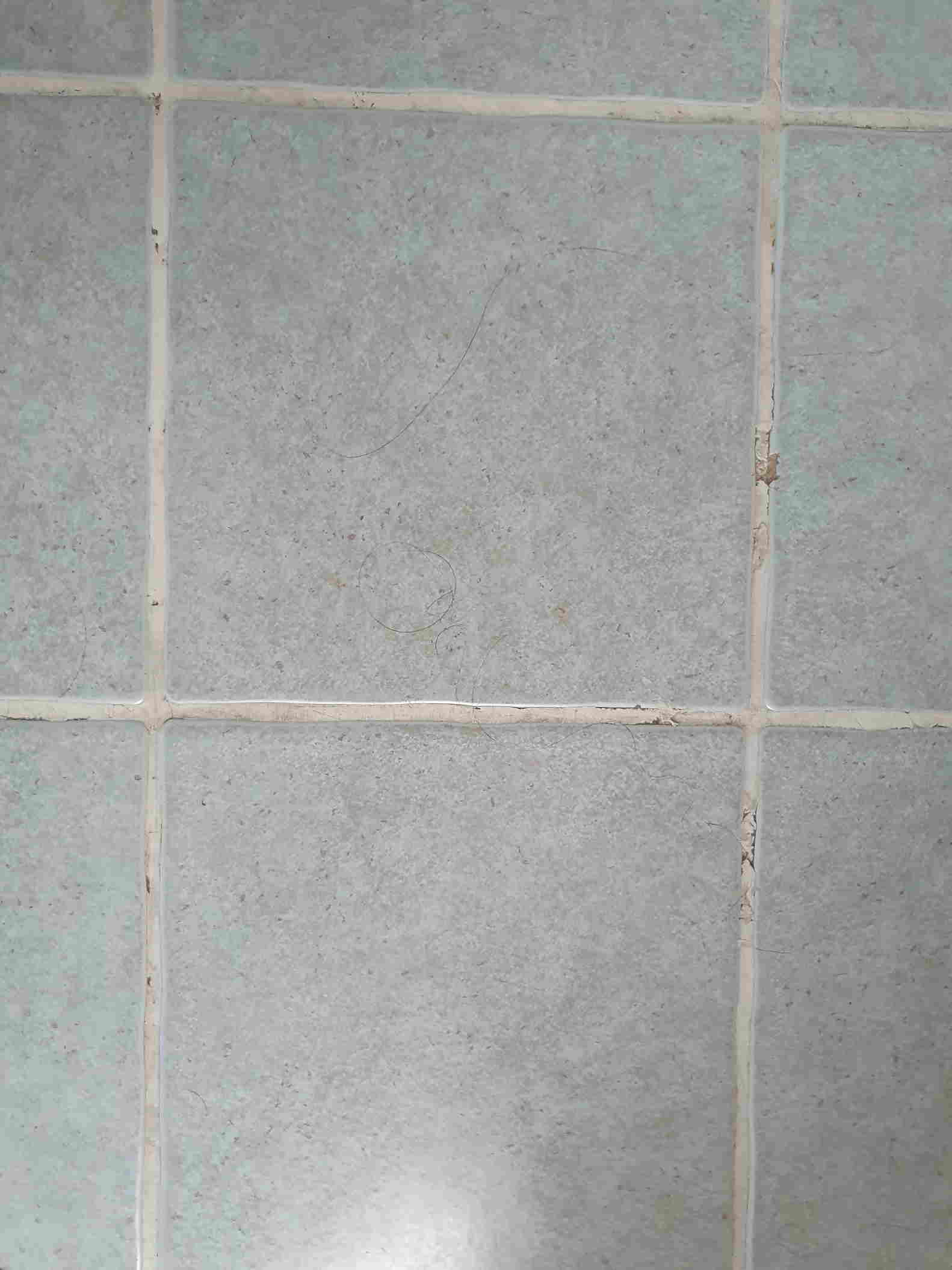 Piastrelle Bagnolow.jpg