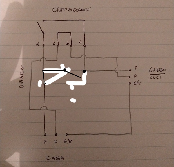 Schema elettrico crepuscolare con interruttore di bypass1.jpg