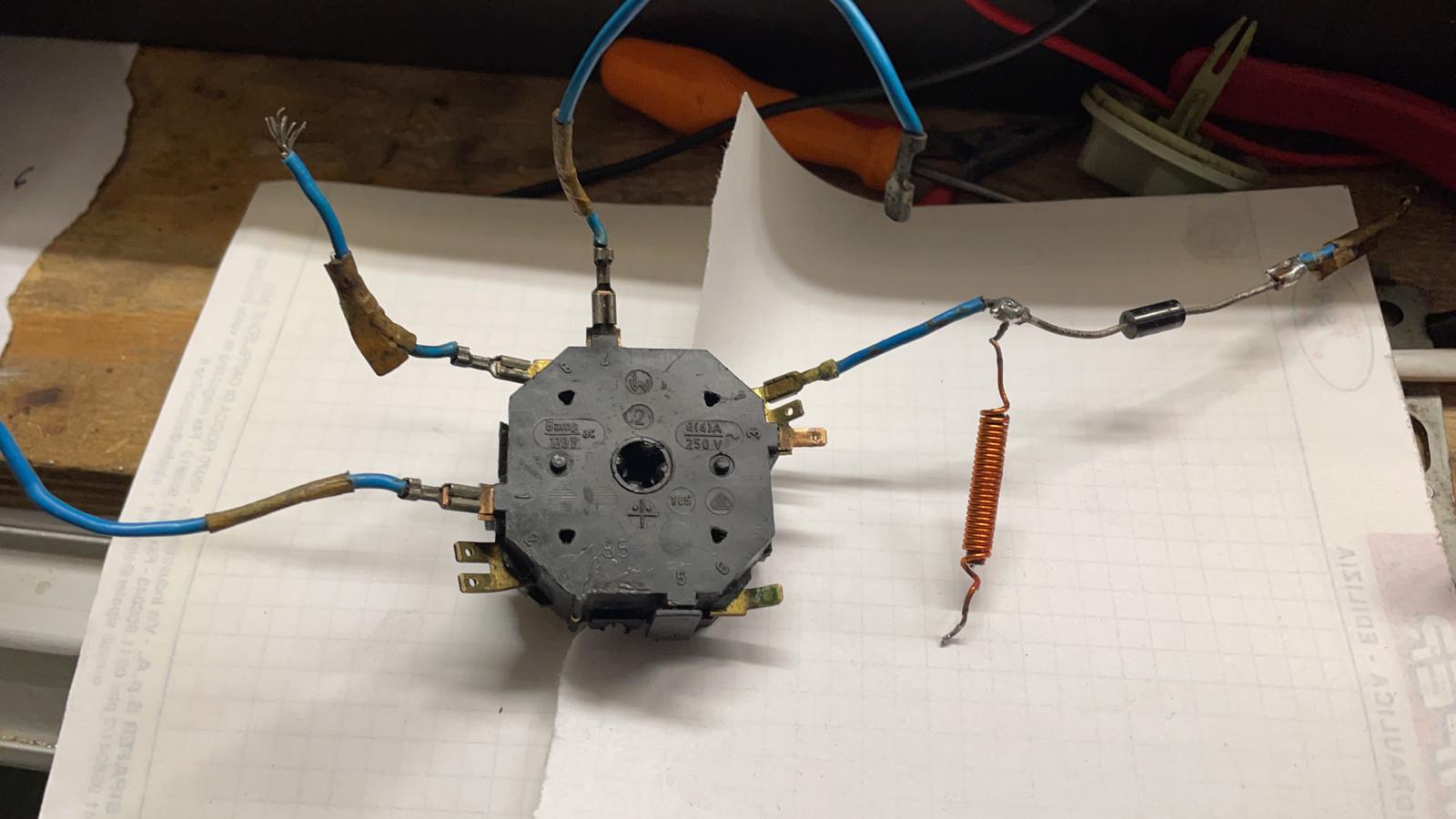 COMMUTATORE BRAUN MULTIQUICK4250.jpg