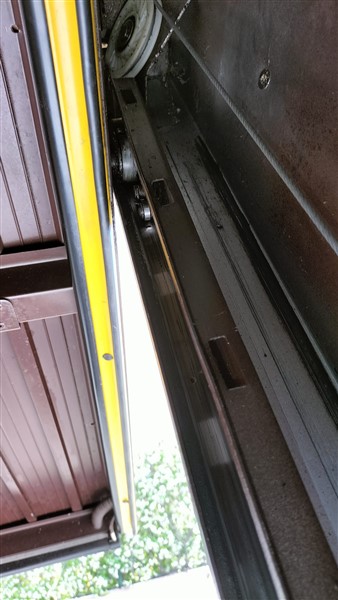 Particolare Cuscinetto nella guida dello scatolato (338 x 600).jpg