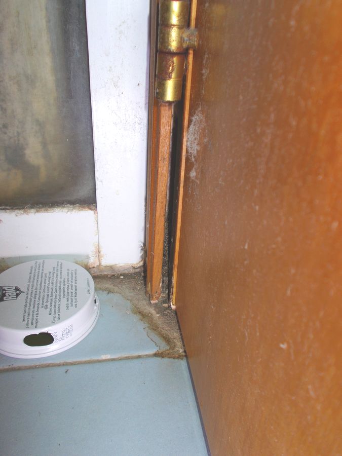 piatto doccia DSCN6841_2.JPG