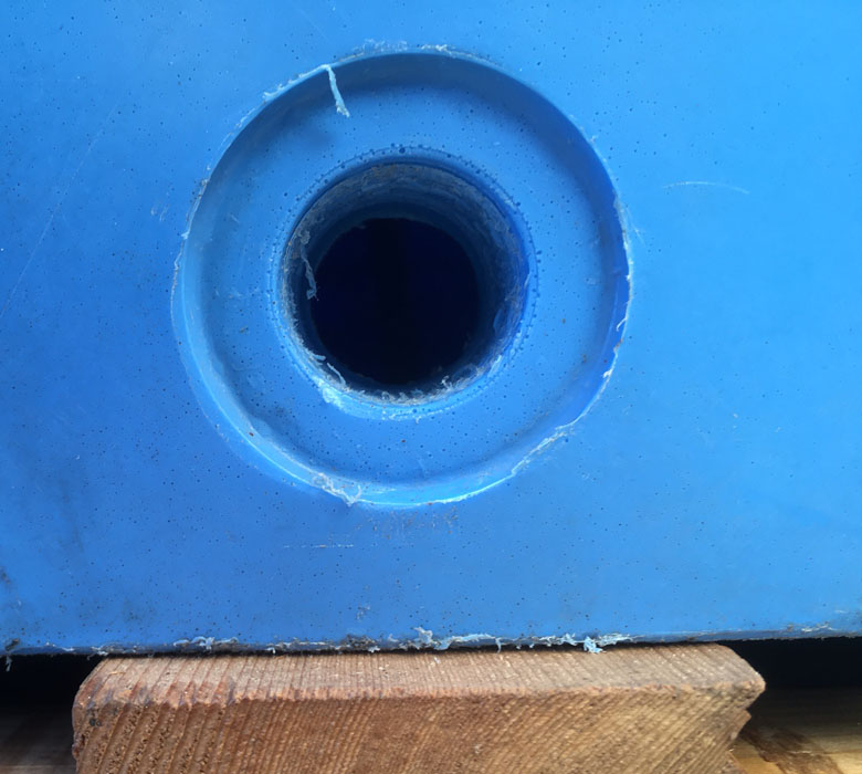 foro serbatoio ext.jpg