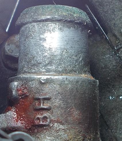 maschio tubo DX monoblocco pulito DSCN2725_2.JPG