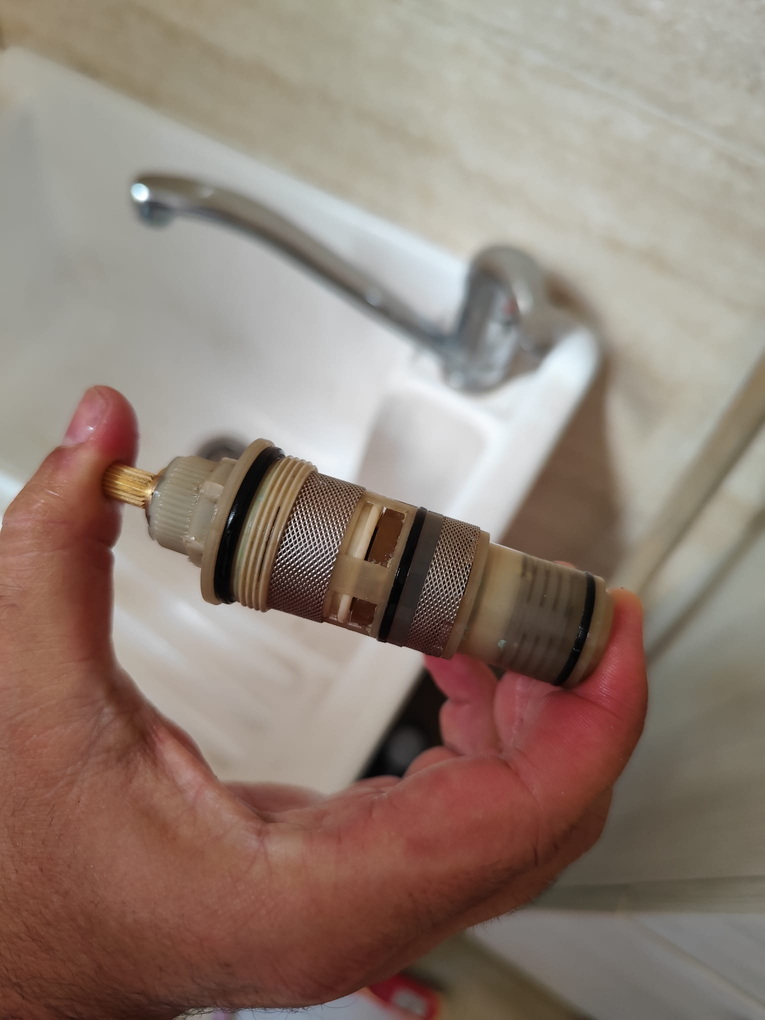 cartuccia termostatico doccia2.jpg