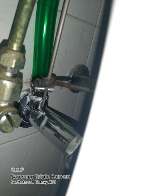 Sfiato sifone lavandino.jpg