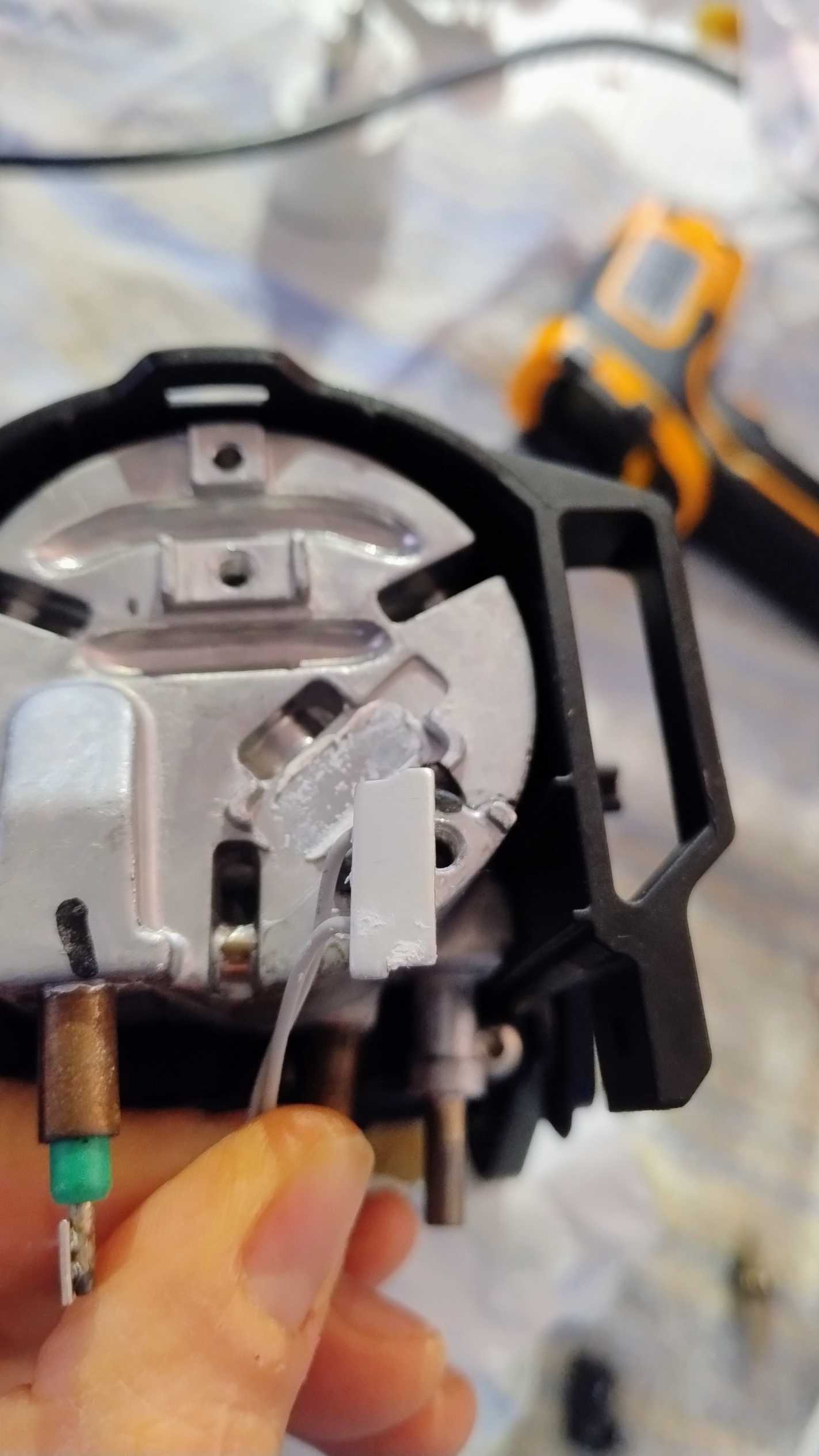 Pasta termica seccata