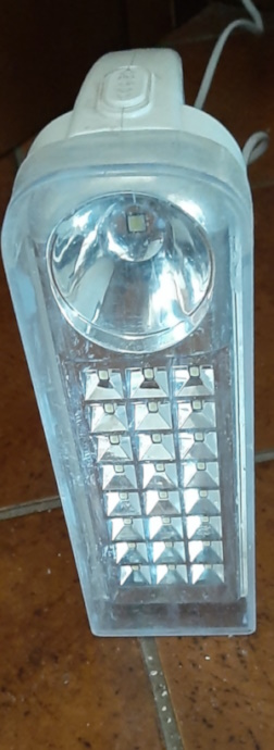 Lanterna a led riparata.jpg